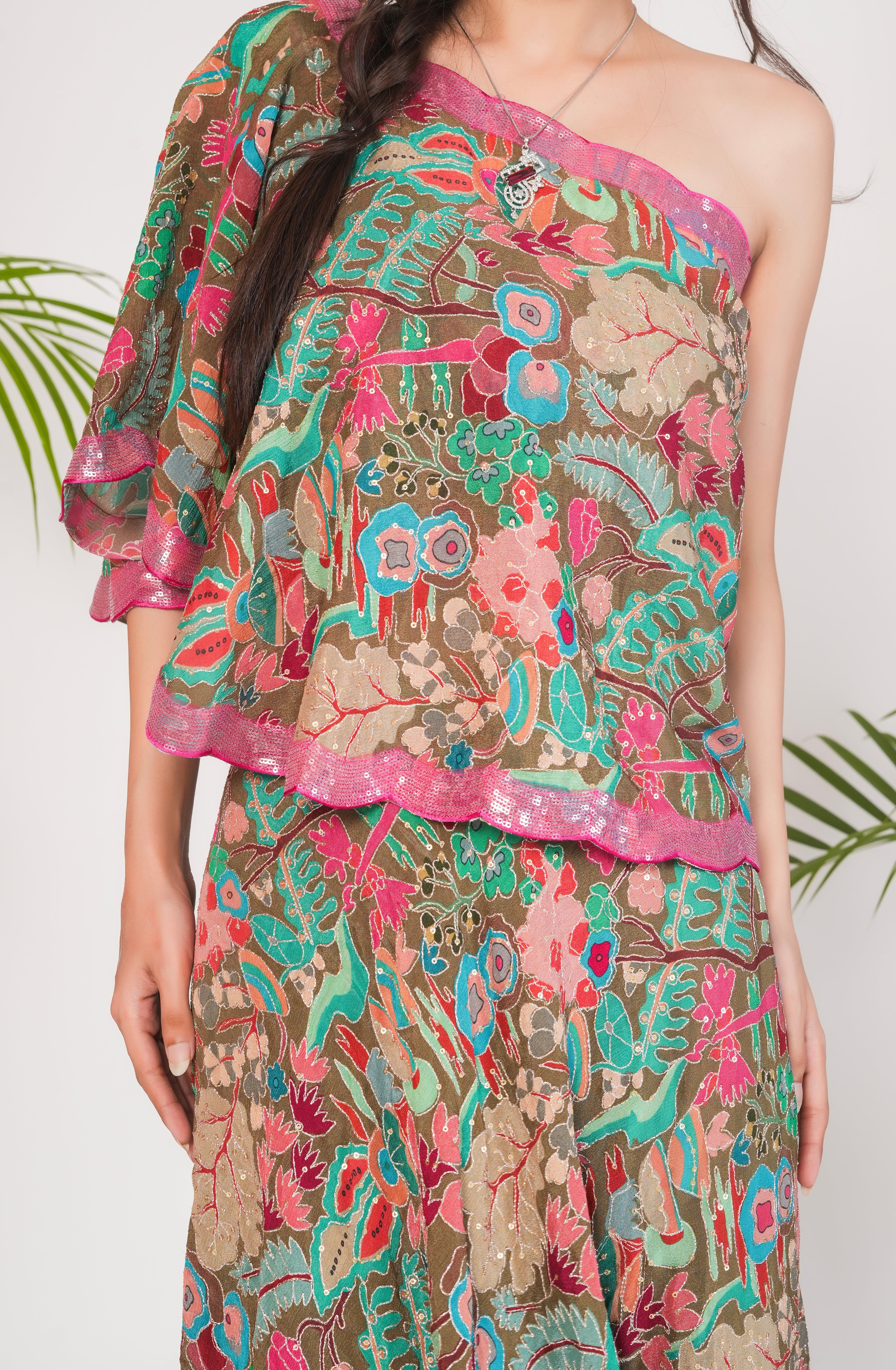 OLIVE GREEN CAPE WITH SKIRT